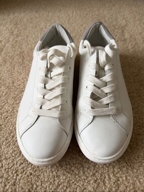 Sam Edelman Classic White Low-Top Sneakers